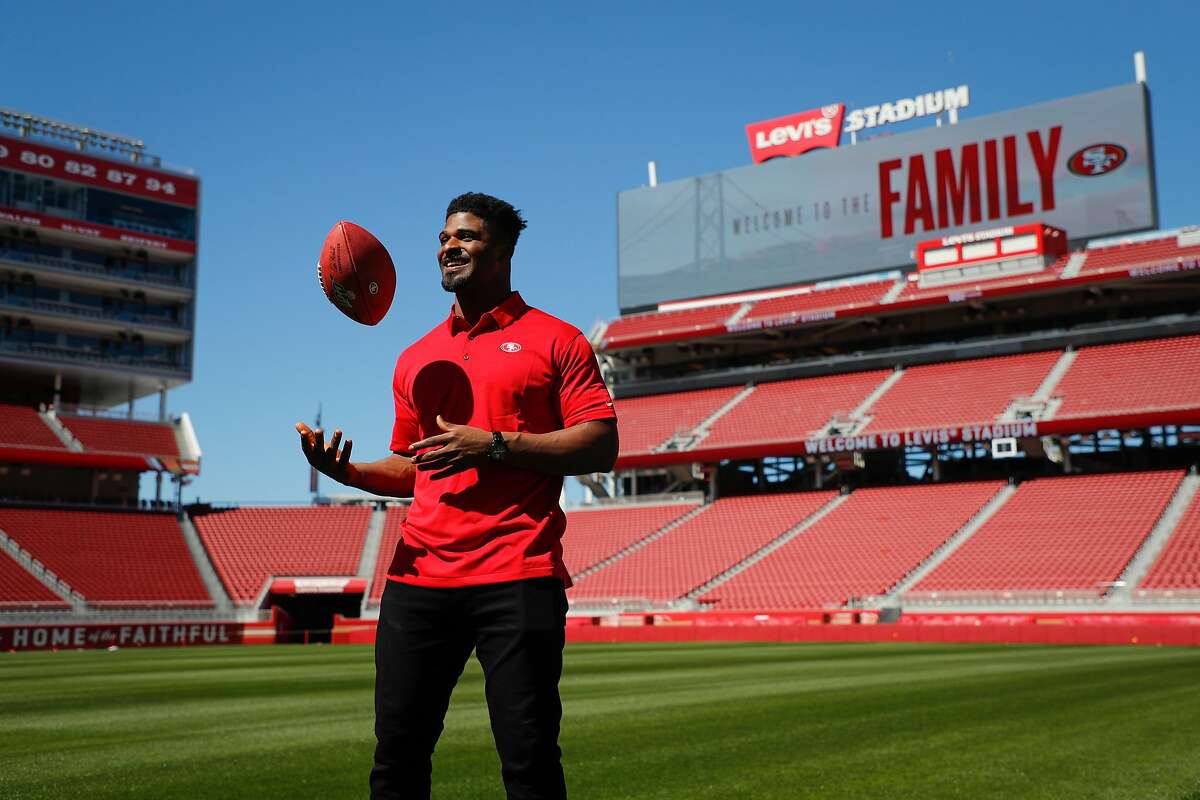 Free agent Dee Ford poses for a portrait after signing with the 49ers at Levi's Stadium on Thursday, March 14, 2019, in Santa Clara, Calif.
