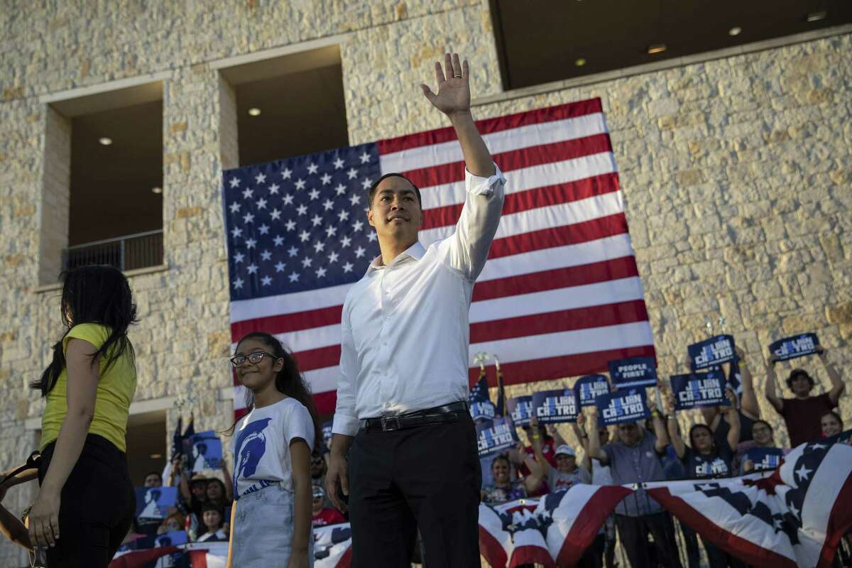 Julián Castro, a candidate for the Democratic presidential nomination, waves to a crowd after taking the stage during a rally at Hemisfair Park in San Antonio, Texas, April 10, 2019. Castro brings youth and diversity to the Democratic presidential field. But, overshadowed by some peers, he has failed to get traction in early polls. (Tamir Kalifa/The New York Times)