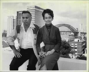 Ghost Hunter Lorraine Warren To Be Buried In Haunted Cemetery Connecticut Post