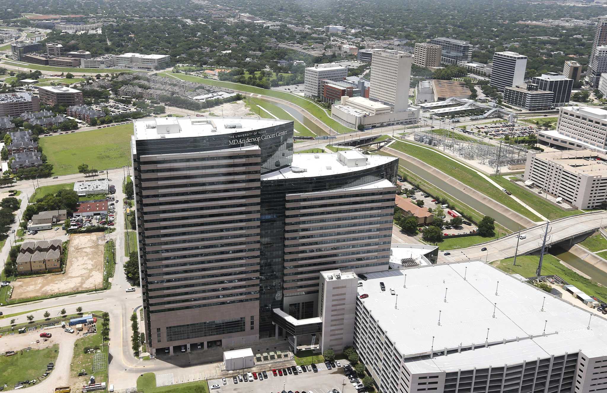 MD Anderson ousts 3 scientists - RawImage 