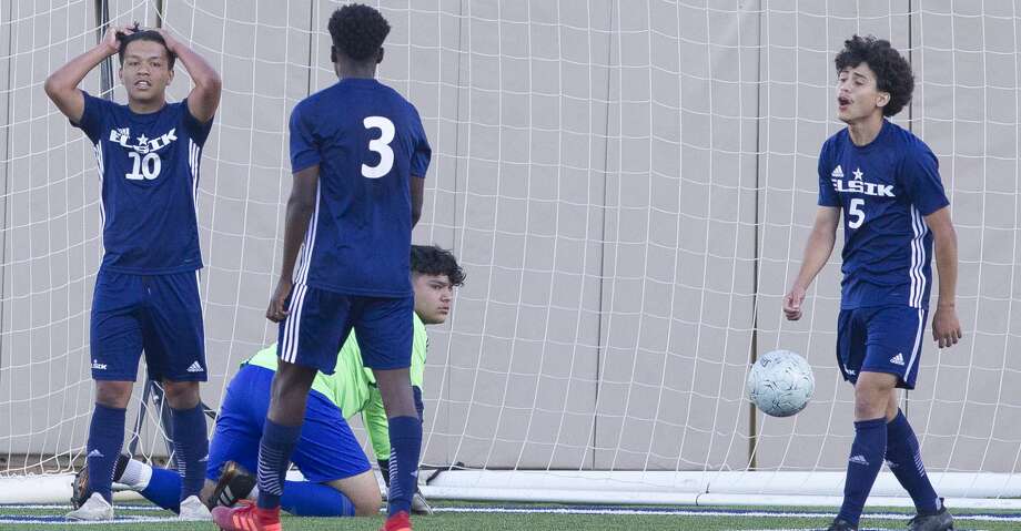 Lewisville Flower Mound Sinks Defending Champion Elsik In 6a State