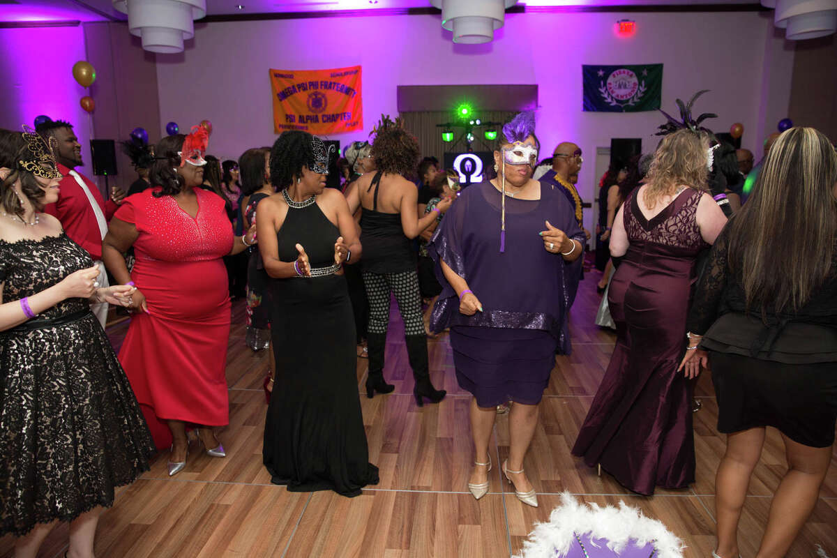 Photos Masks could not hide the Fiesta mood at the annual Masquerade Party