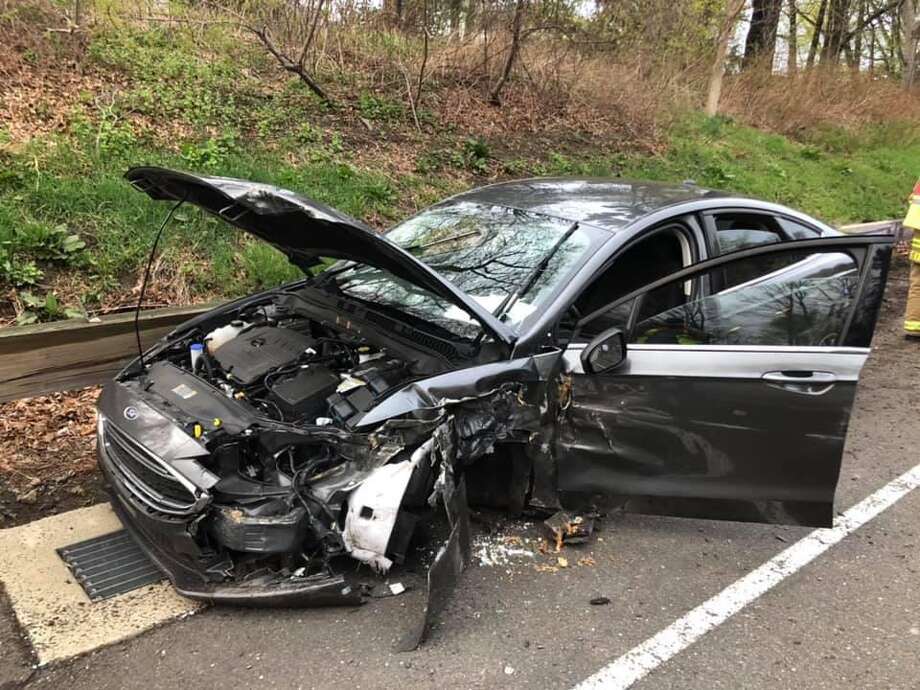One injured in crash on Route 15 in Trumbull Connecticut Post