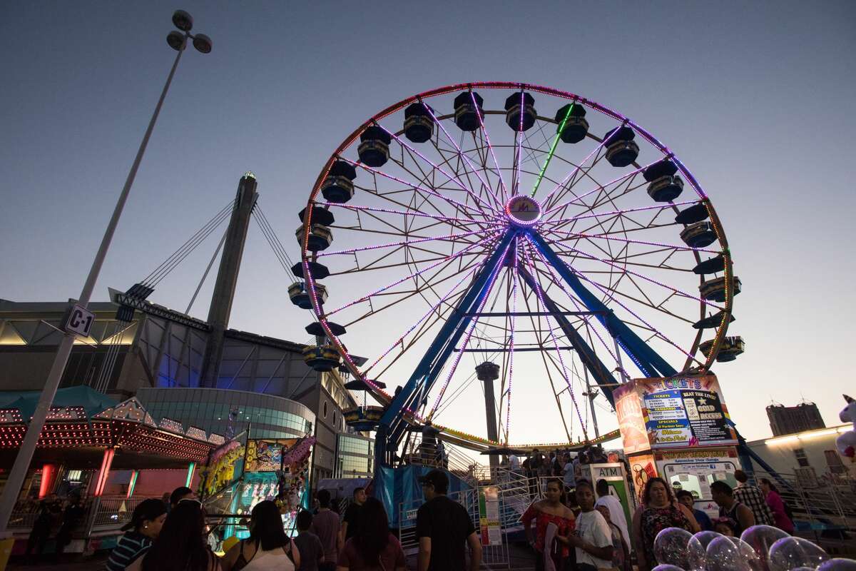 Hey San Antonio, Fiesta's Carnival is back on