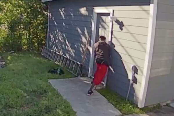 Caught On Video Suspect Takes A Water Break While Allegedly