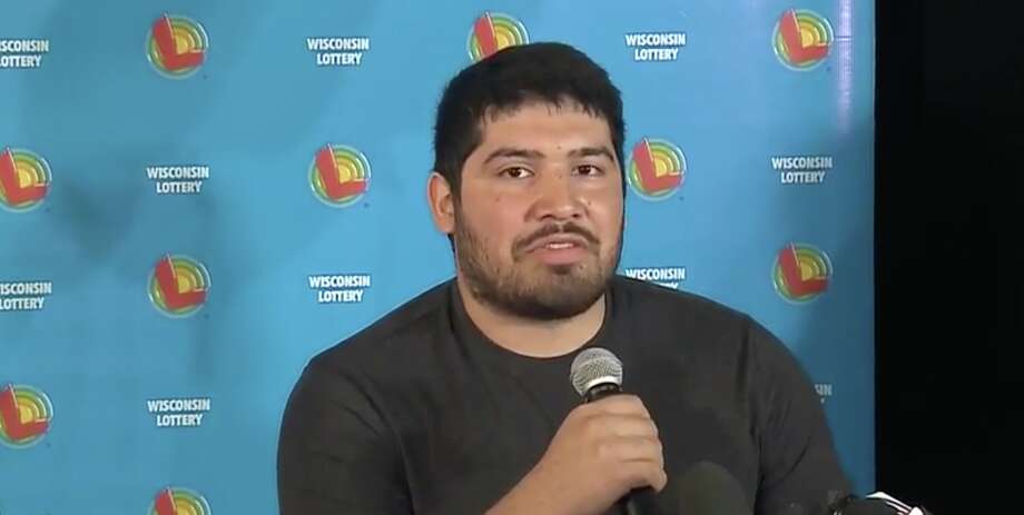 24 Year Old Wisconsin Man Comes Forward As 768m Powerball Winner Connecticut Post