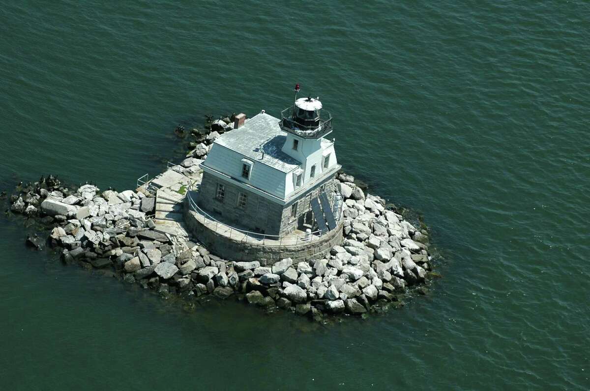 The House voted 118-26 Tuesday to pass and send to the Senate a bill that authorizes the state Department of Energy and Environmental Protection to permit Fairfield’s historic Penfield Reef Lighthouse in Long Island Sound to be used as a columbarium, a final resting place for urns containing cremated remains.
