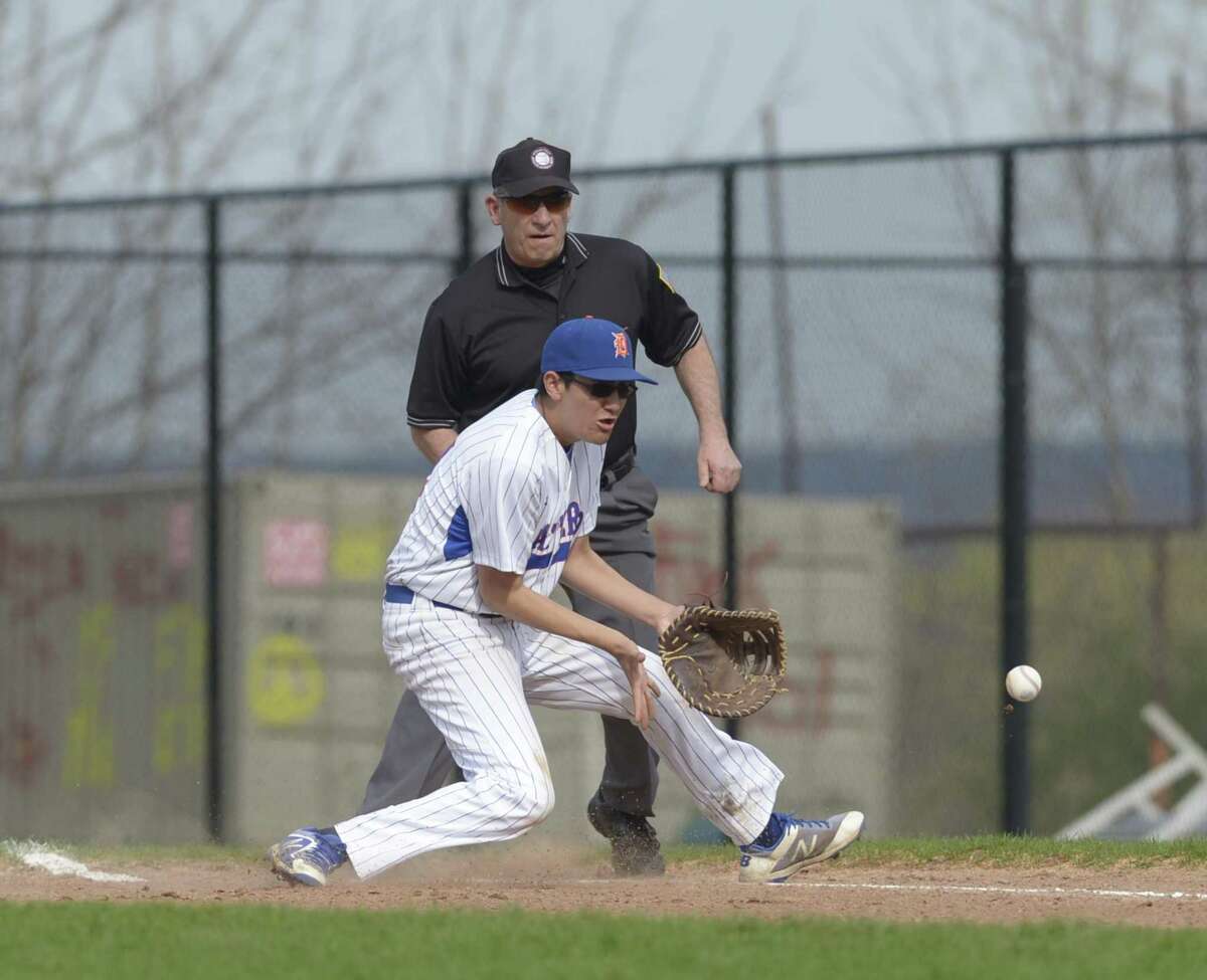 Tuesday S Roundup Shelton S Steele Throws No Hitter Danbury Baseball Wins Fifth Straight