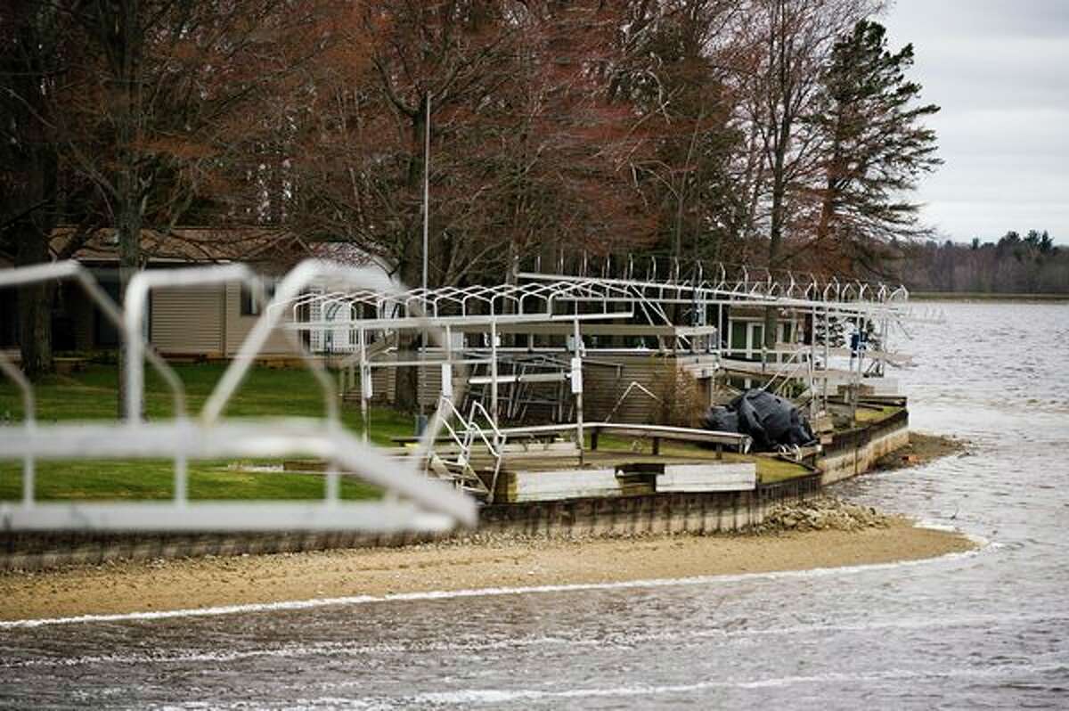 Wixom water Tentative deal reached on purchase of four dams