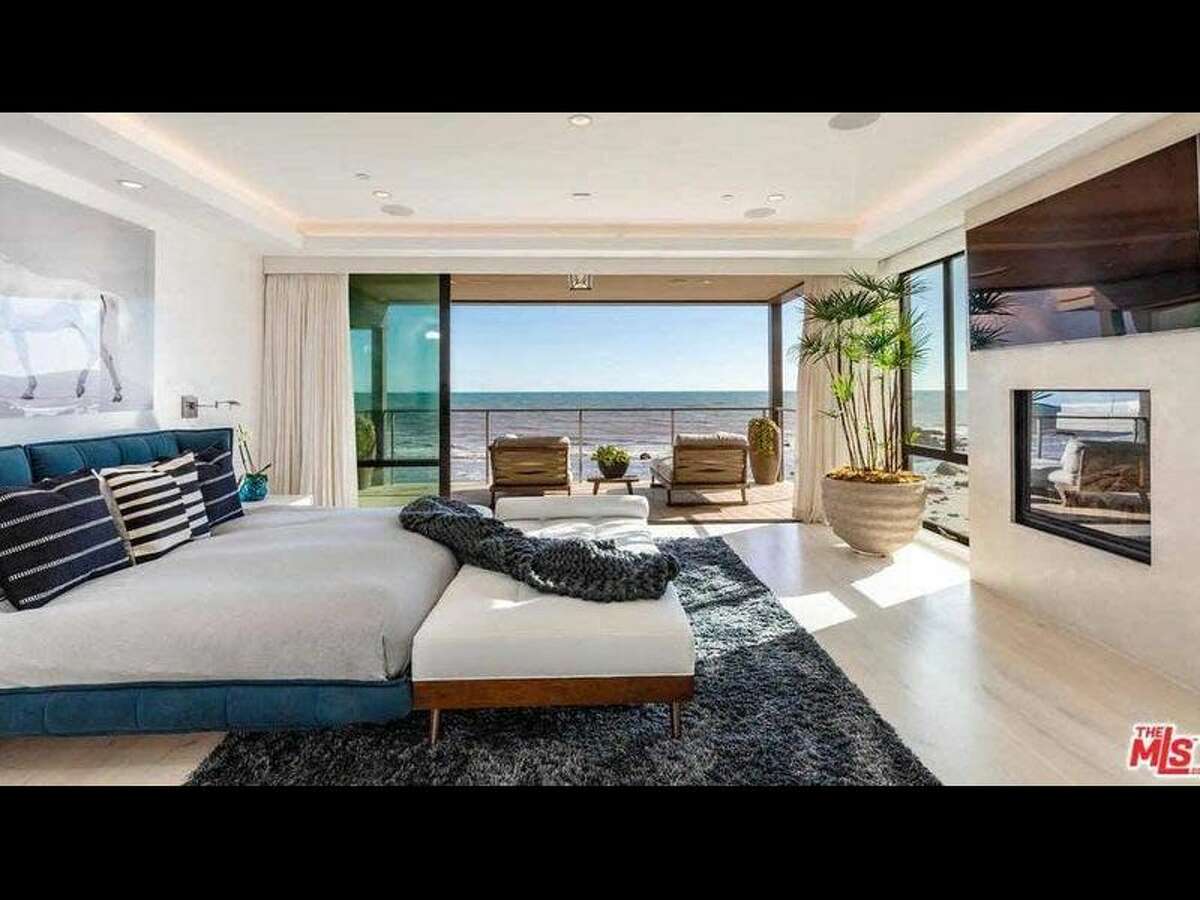 See inside Kevin Durant's spectacular Malibu home listed for 13.495