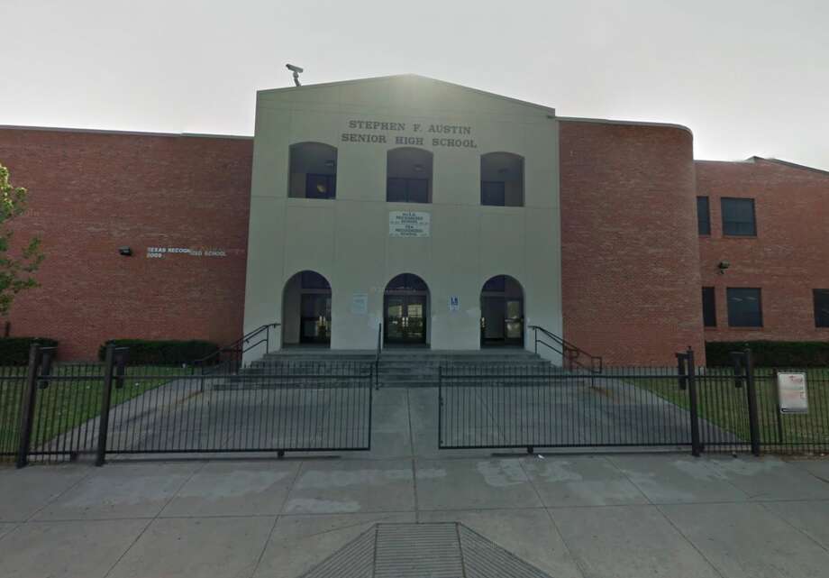 Austin HS student charged with bringing gun, drugs to school, says HISD