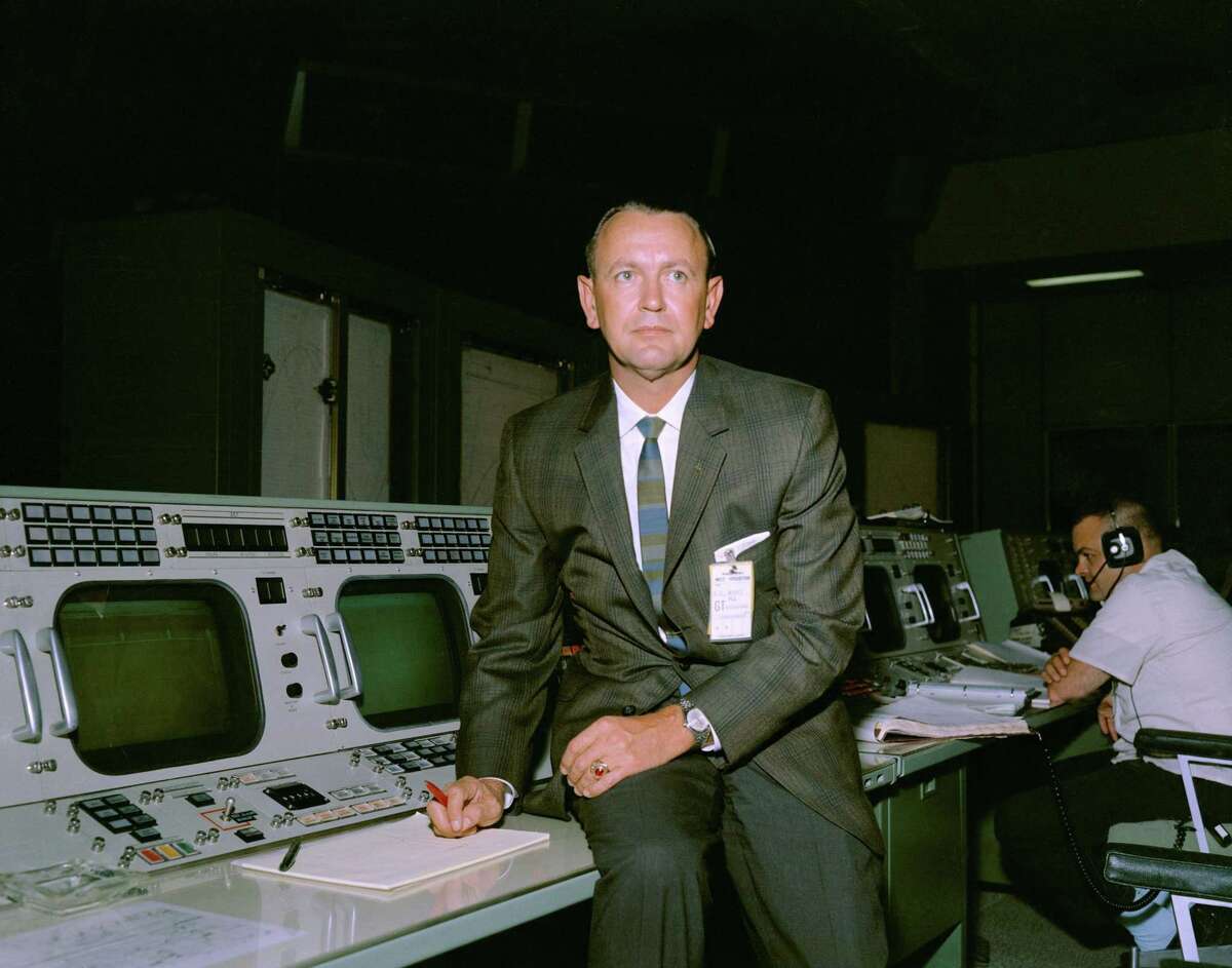 A NASA legend Christopher Kraft wrote the rule book for Mission
