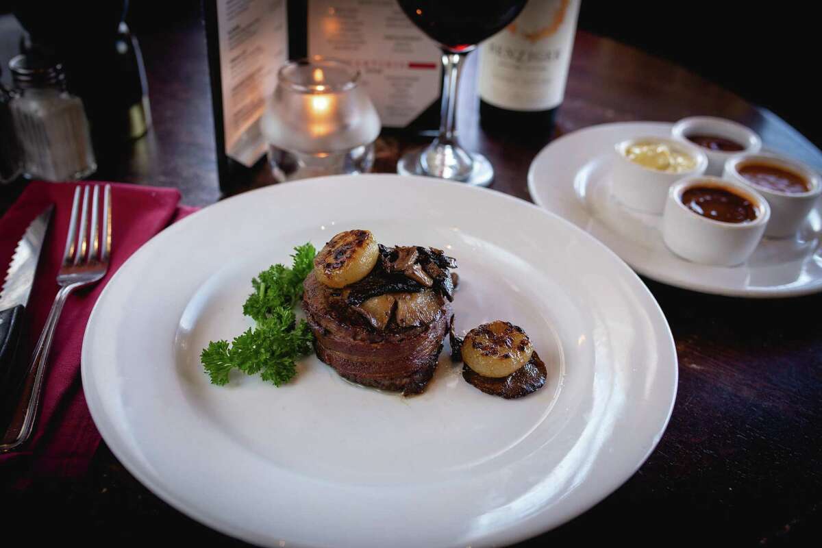 11 Top Yelp Reviewed Steakhouses In Connecticut