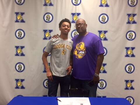 Kelly Catholic Senior Signs With Dodge City Basketball Beaumont