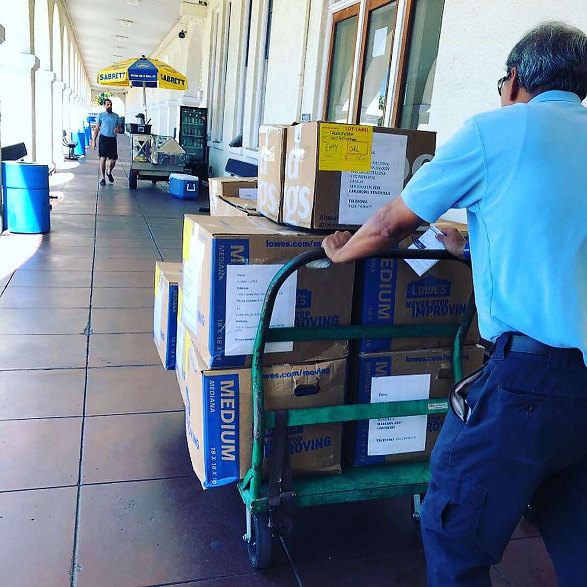 Moving those boxes for the babies of Venezuela