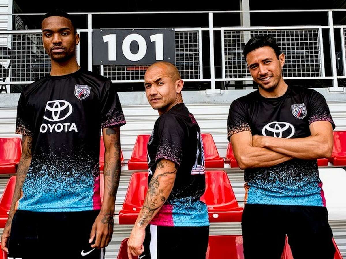 San Antonio FC players will wear practice tops during the pregame that pays homage to the Spurs' iconic, tri-color retro uniform vs. Tacoma on Friday at Toyota Field.