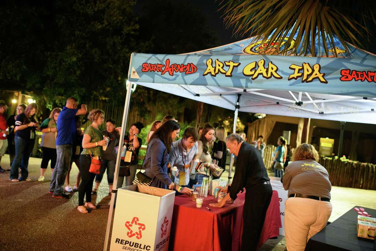 Brew at the Zoo partygoers say 'cheers' to saving animals in the wild