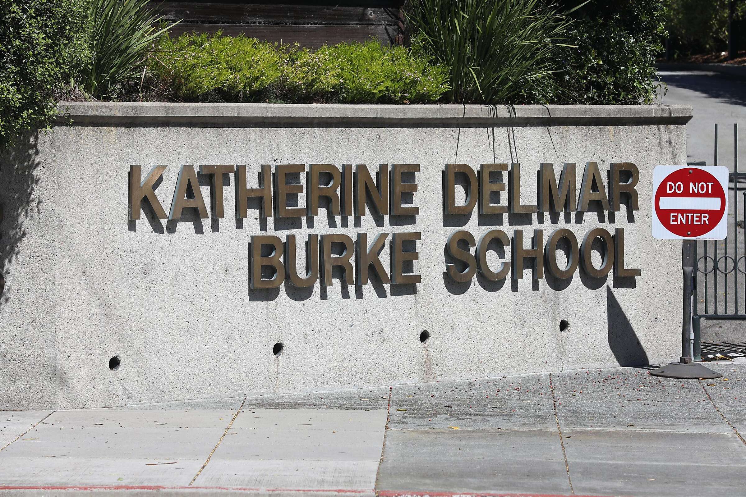 Police say he spoke of delusions and had a rifle overlooking a SF