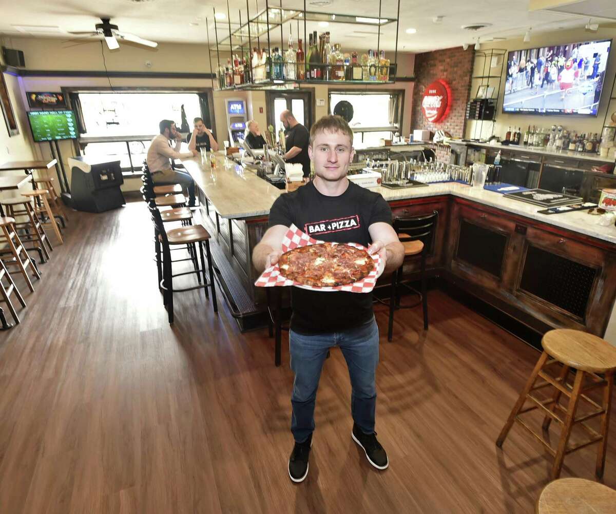 Newly opened West Haven bar has a hit pizza on the menu