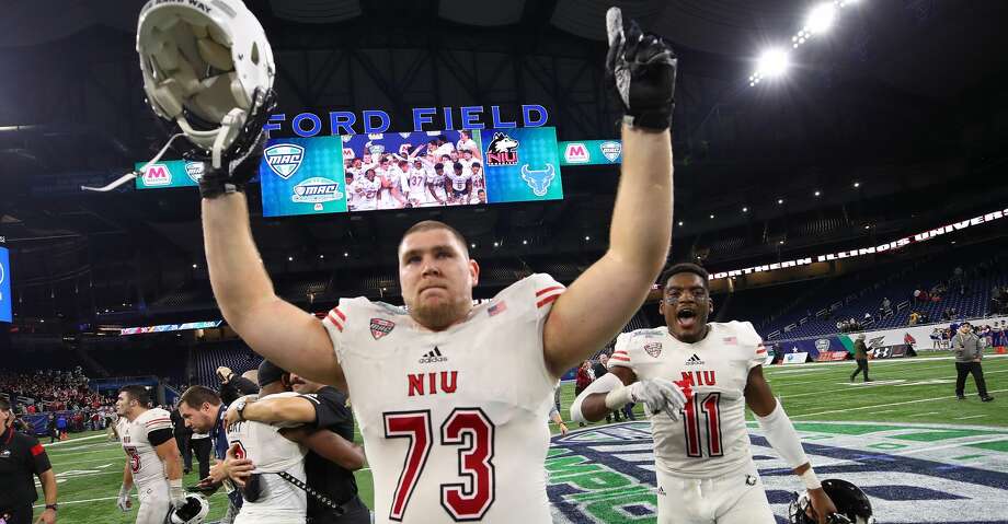 Texans Draft Northern Illinois Tackle Max Scharping In Second