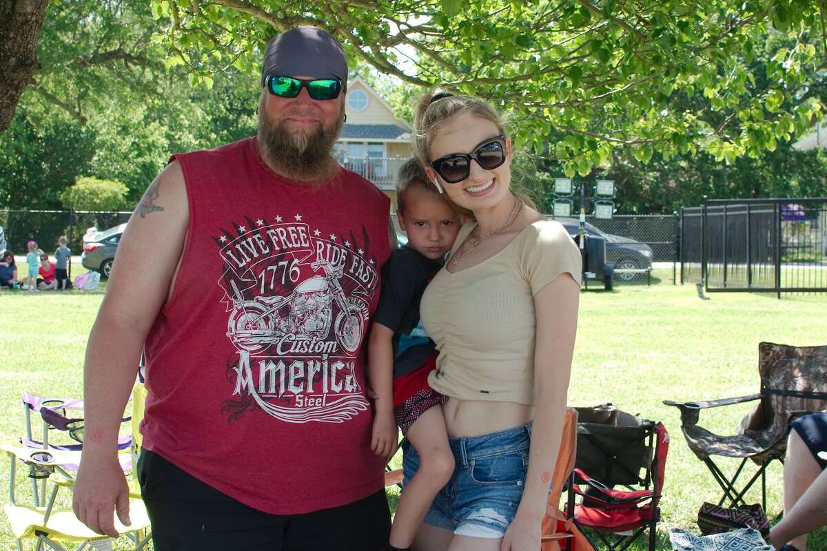 Vistors enjoy annual beach party at Sylvan Beach Fest