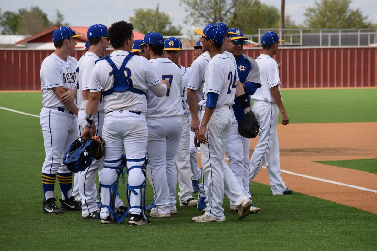 Owls fly past Floydada, Ralls to claim 2nd place in district