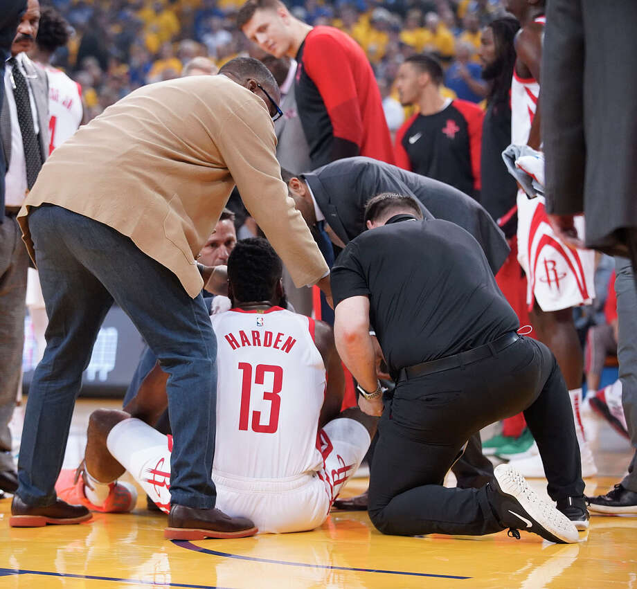 Rockets' James Harden shaken up early with eye injury - Houston Chronicle