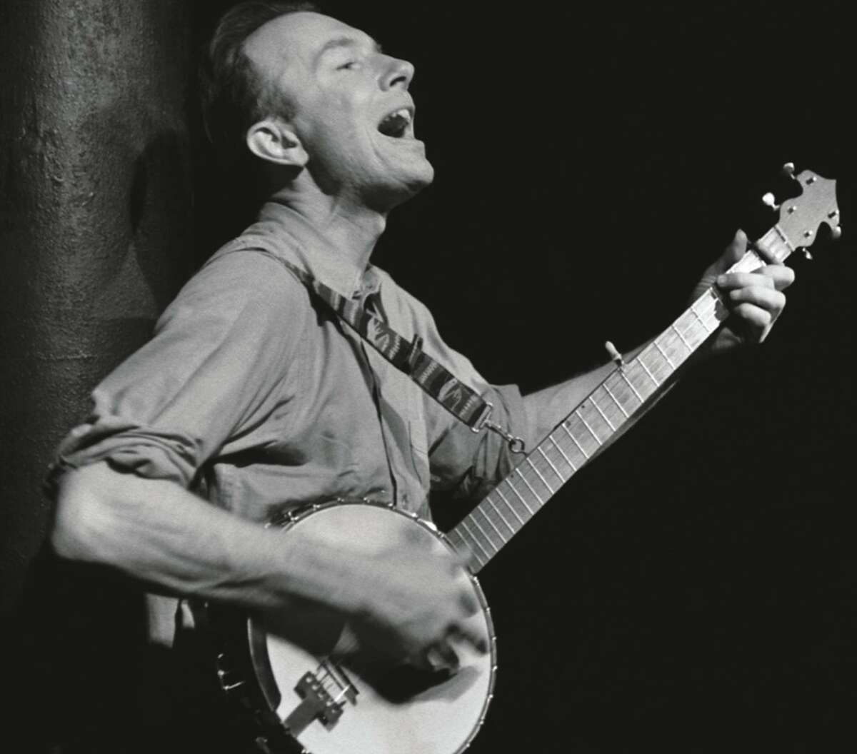 Pete Seeger (image courtesy Guilderland Public Library / The Egg)