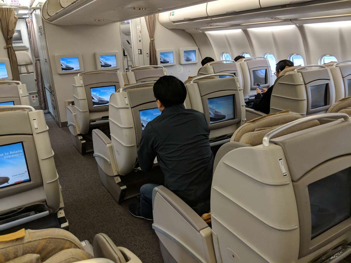 Review Asiana Business Class From Sfo Seoul Hanoi Disappoints