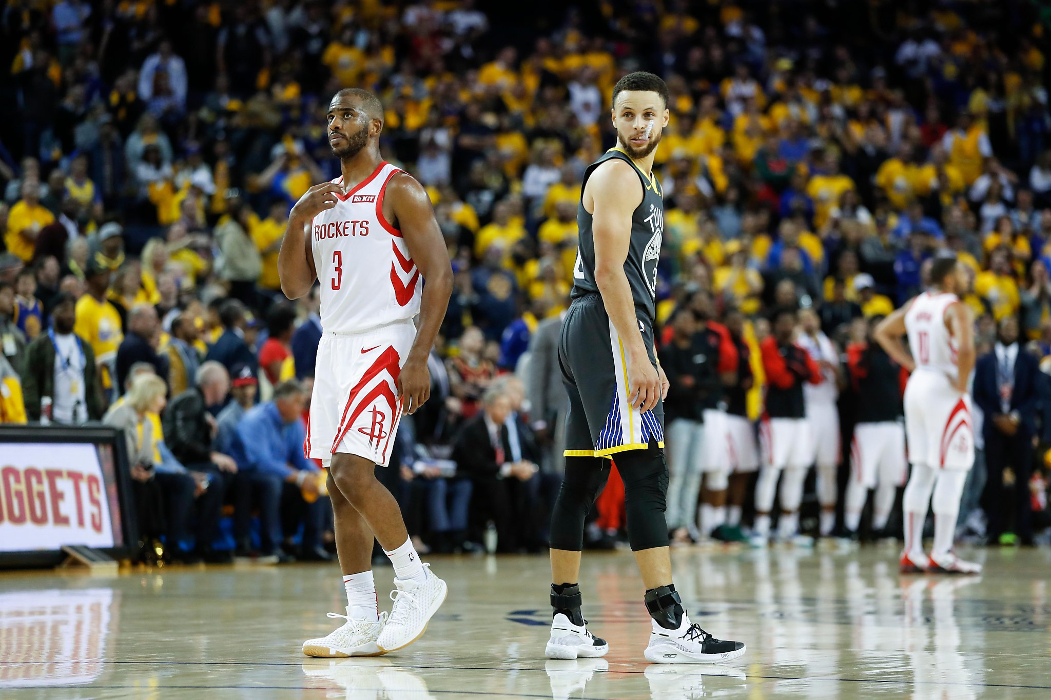 Can Rockets Chris Paul Teach Warriors Stephen Curry One More