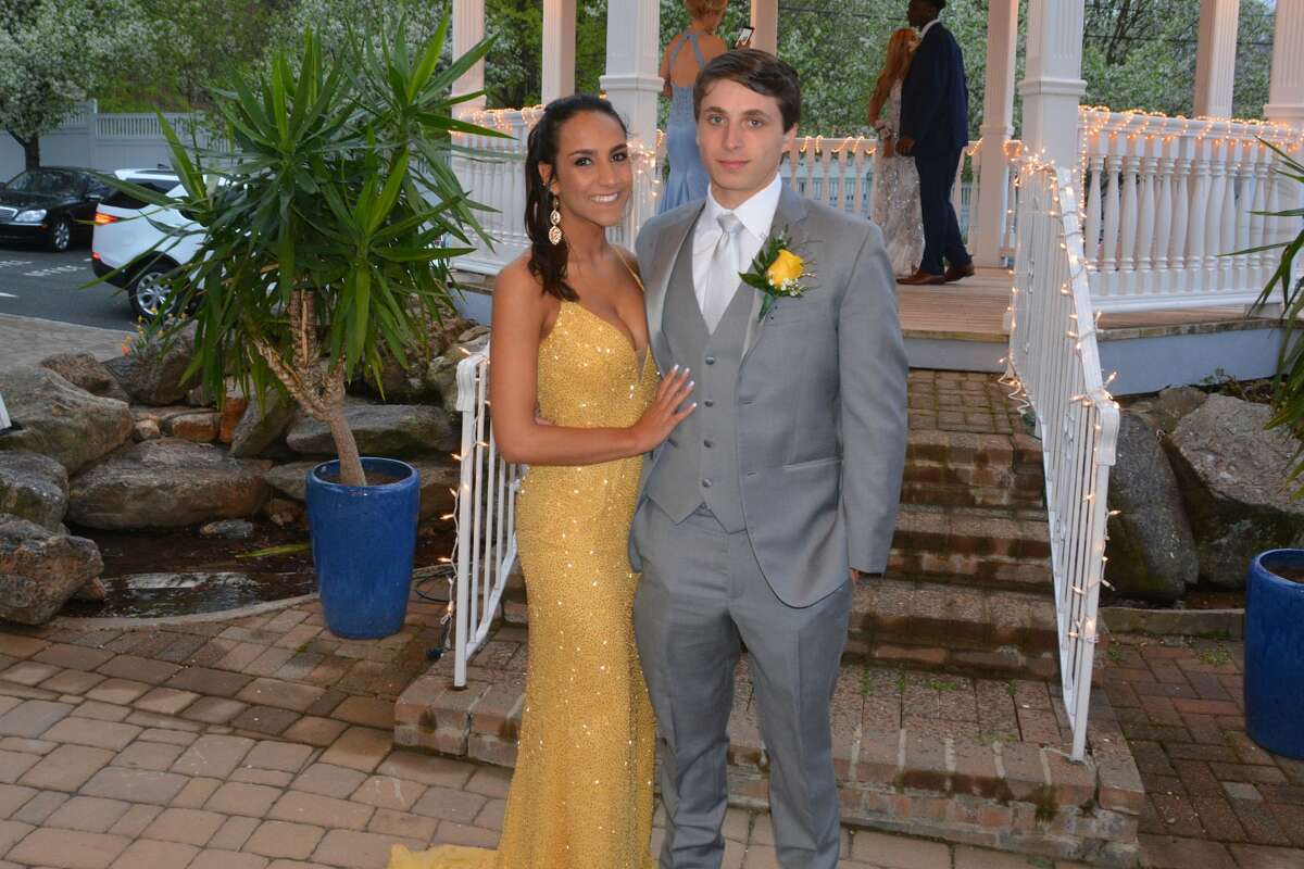 Stratford’s Bunnell High School held its prom on May 3, 2019 at Villa Bianca in Seymour. Were you SEEN?