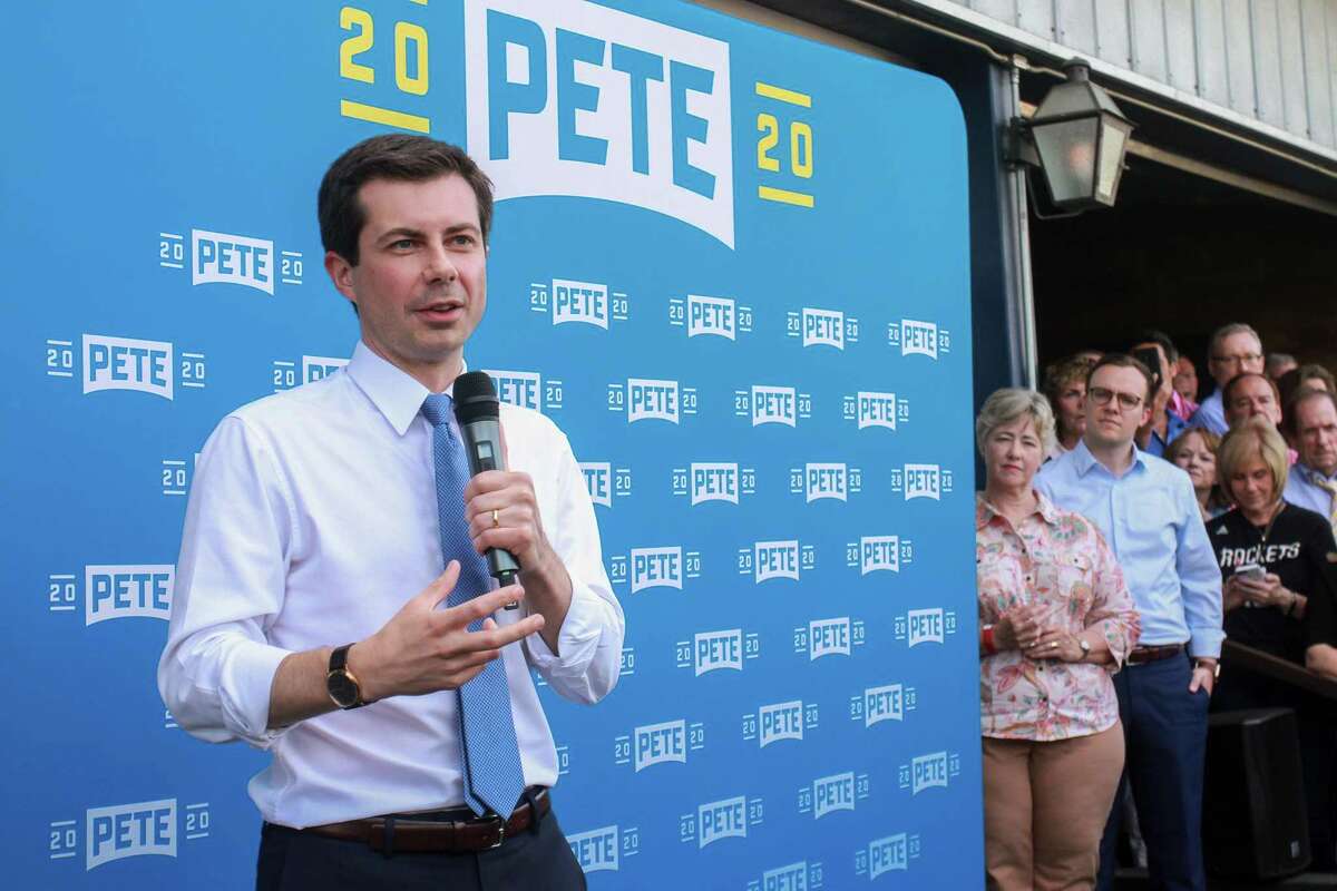 Pete Buttigieg, South Bend, Indiana mayor and 2020 Democratic presidential candidate, speaks to the crowd as he campaigns at a grassroots fundraiser at Chapman and Kirby in Houston.