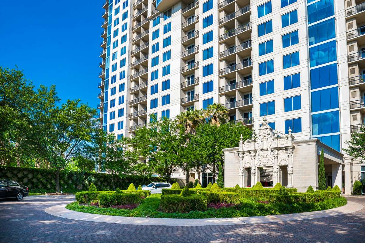 See inside the 3.9 million penthouse at the Royalton with sweeping