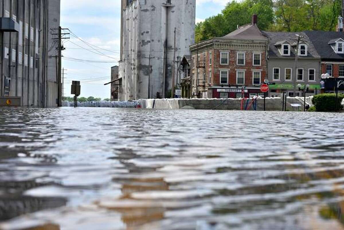 PHOTOS A look at downtown Alton as water levels rise
