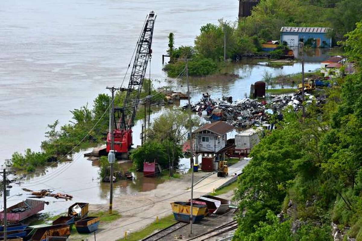 PHOTOS A look at downtown Alton as water levels rise