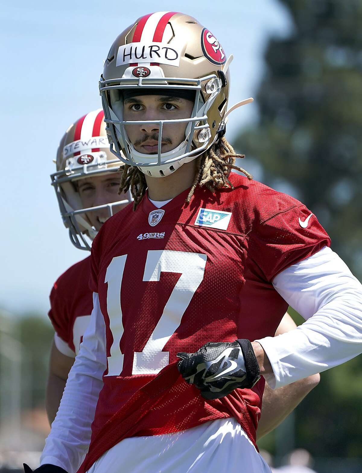 San Francisco 49ers rookie wide receiver Jalen Hurd (17) work on a drill during the NFL football team's rookie minicamp in Santa Clara, Calif., Friday, May 3, 2019. (AP Photo/Tony Avelar)