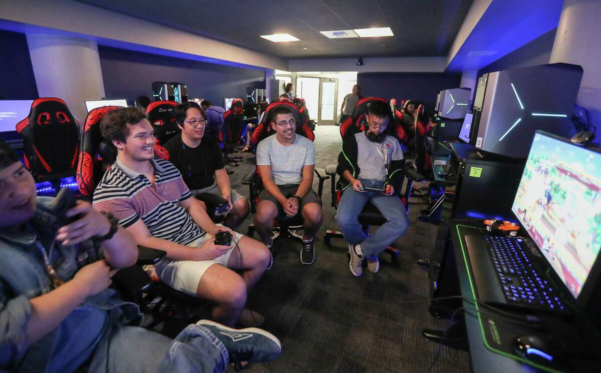 ESPN brings national esports championship to Houston, a ‘hotbed’ for gaming