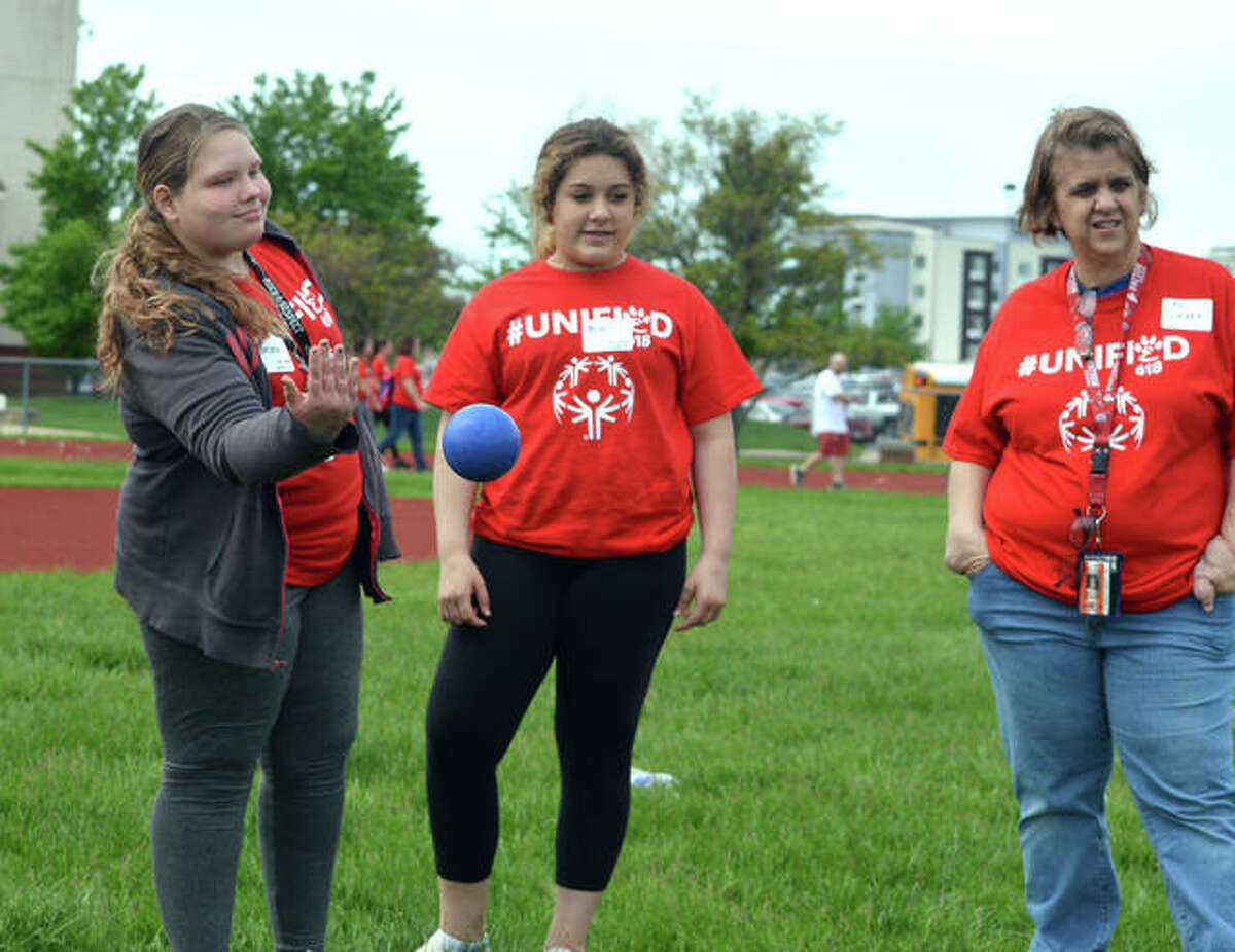 EHS hosts Unified Sports Day for Special Olympics Illinois