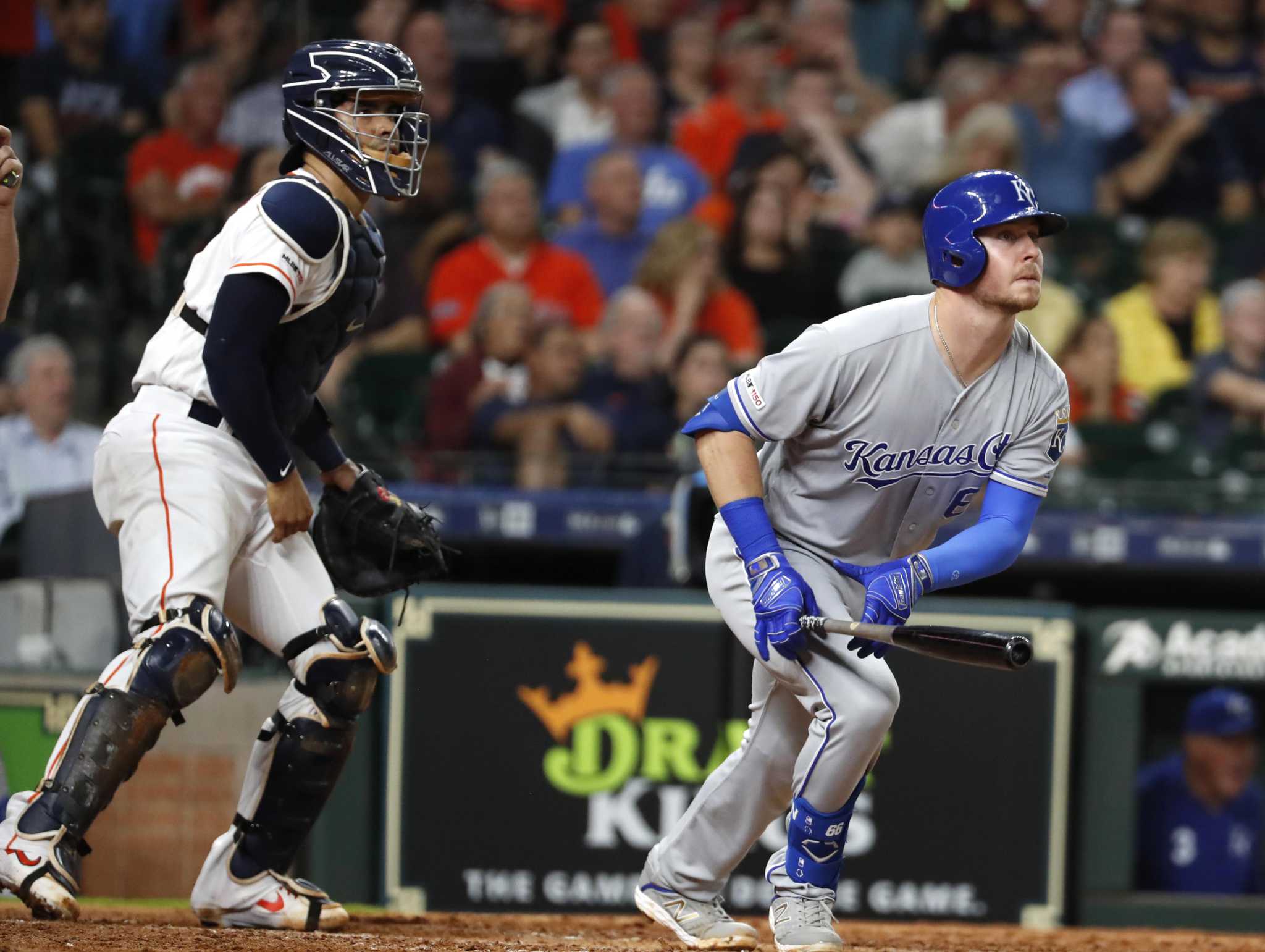 Photo: Astros' mascot Orbit entertains against the Royals