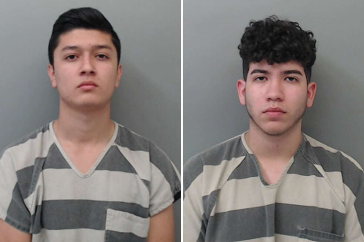 Arnoldo Perez Jr., 18, and Noel Eduardo Torres, 18, were served with an arrest warrant that charged them with aggravated robbery.