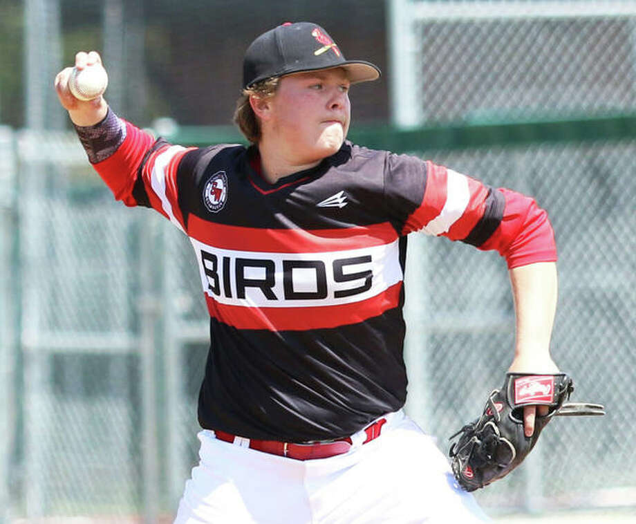 Alton’s Adam Stilts, shown pitching earlier this season, threw a three-hit shutout to lead the Redbirds to a Southwestern Conference victory over the Kahoks on Tuesday in Collinsville. Photo: Greg Shashack / The Telegraph