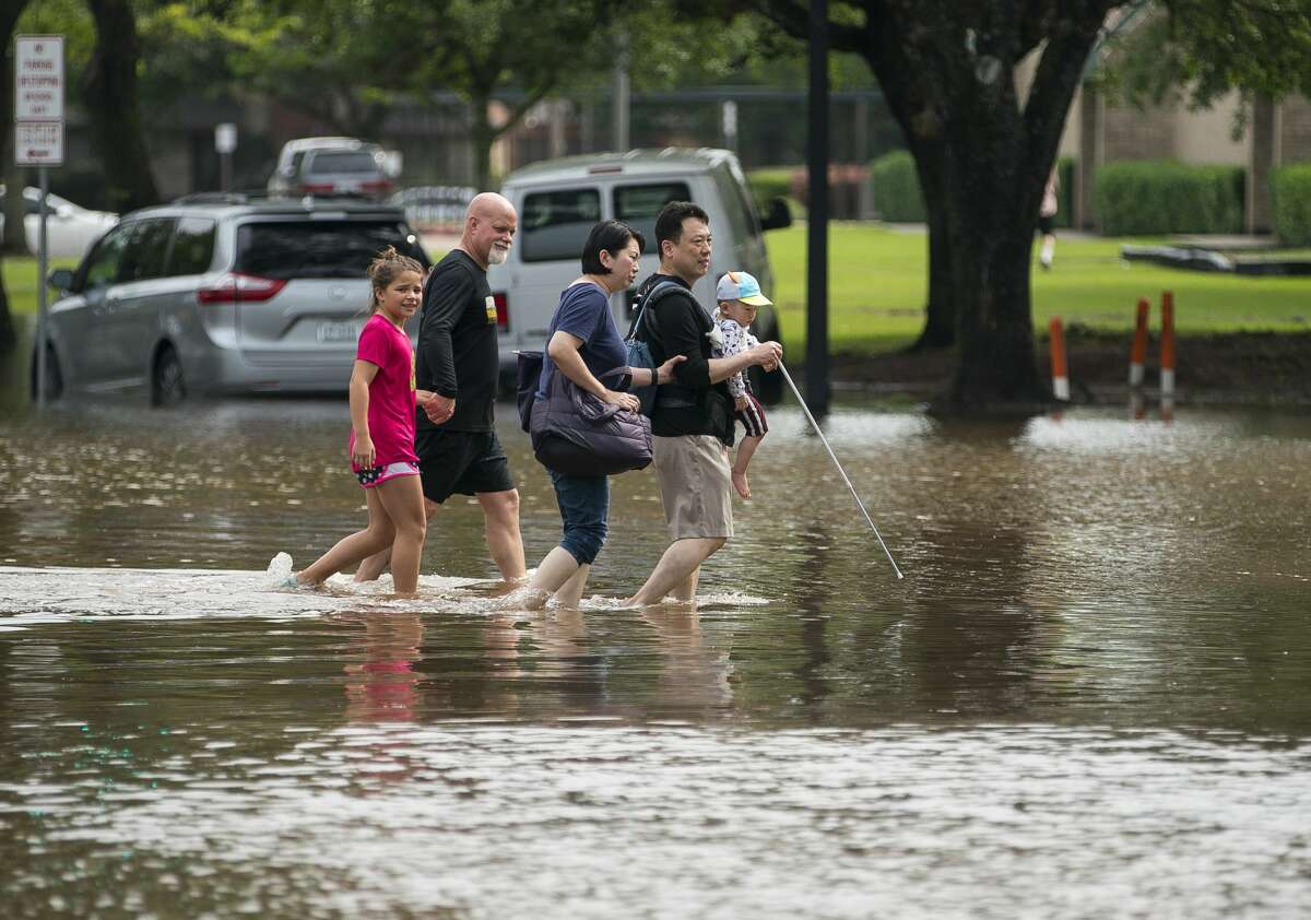 'A marathon, not a sprint': Houston area to remain under flash flood ...