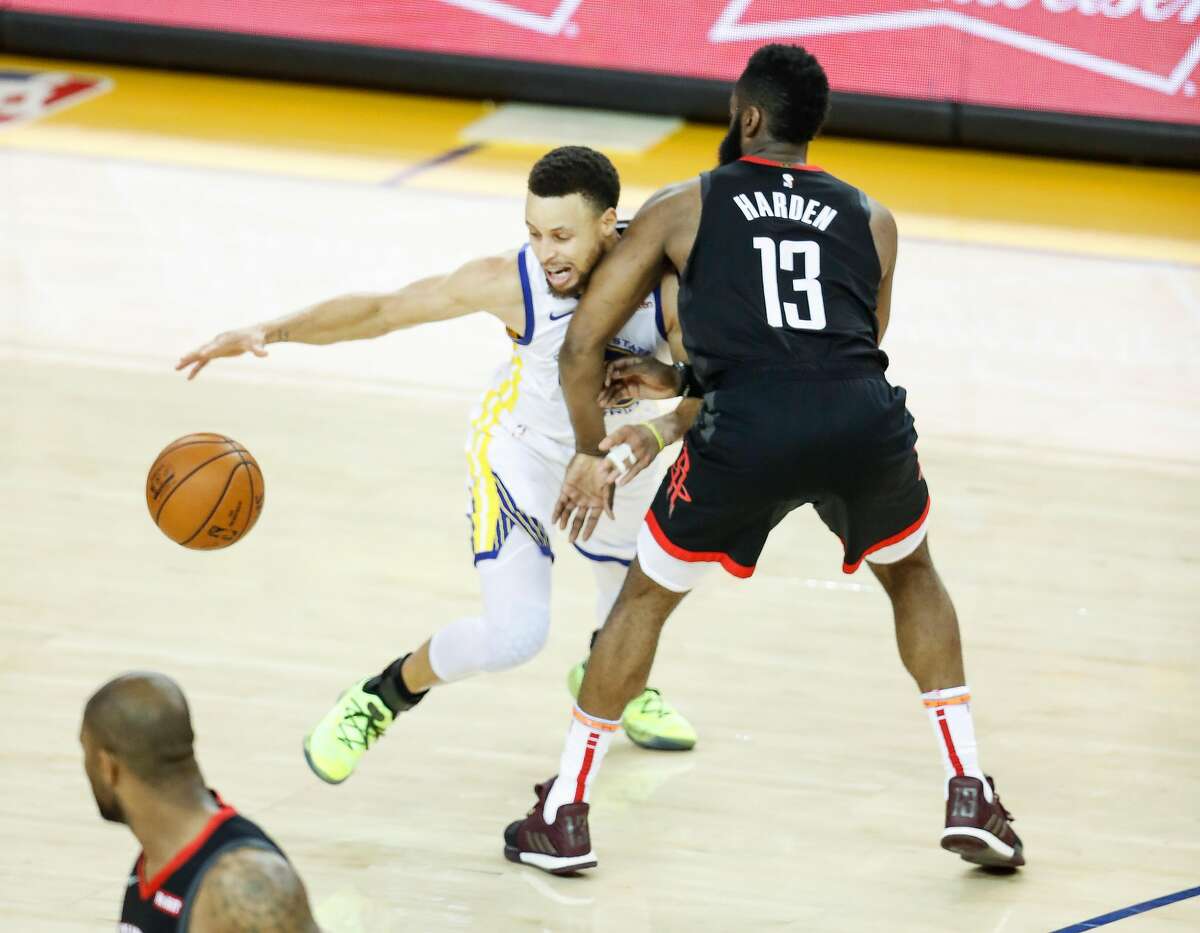 Stephen Curry Overcomes Sluggish Start, Helps Warriors Survive In Game 5