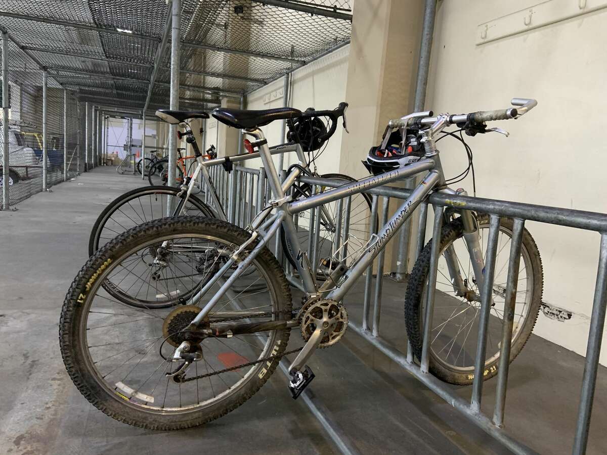 The author's Specialized Stumpjumper in the office bike cage.