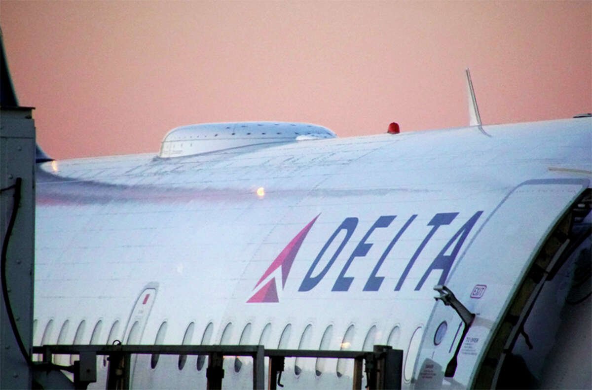 The dome on this Delta jet houses a satellite Wi-Fi receiver.