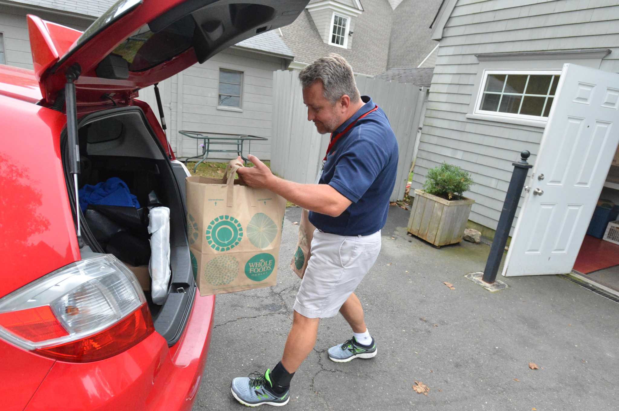 ‘Stamp Out Hunger’ looking for food, reuseable bag donations