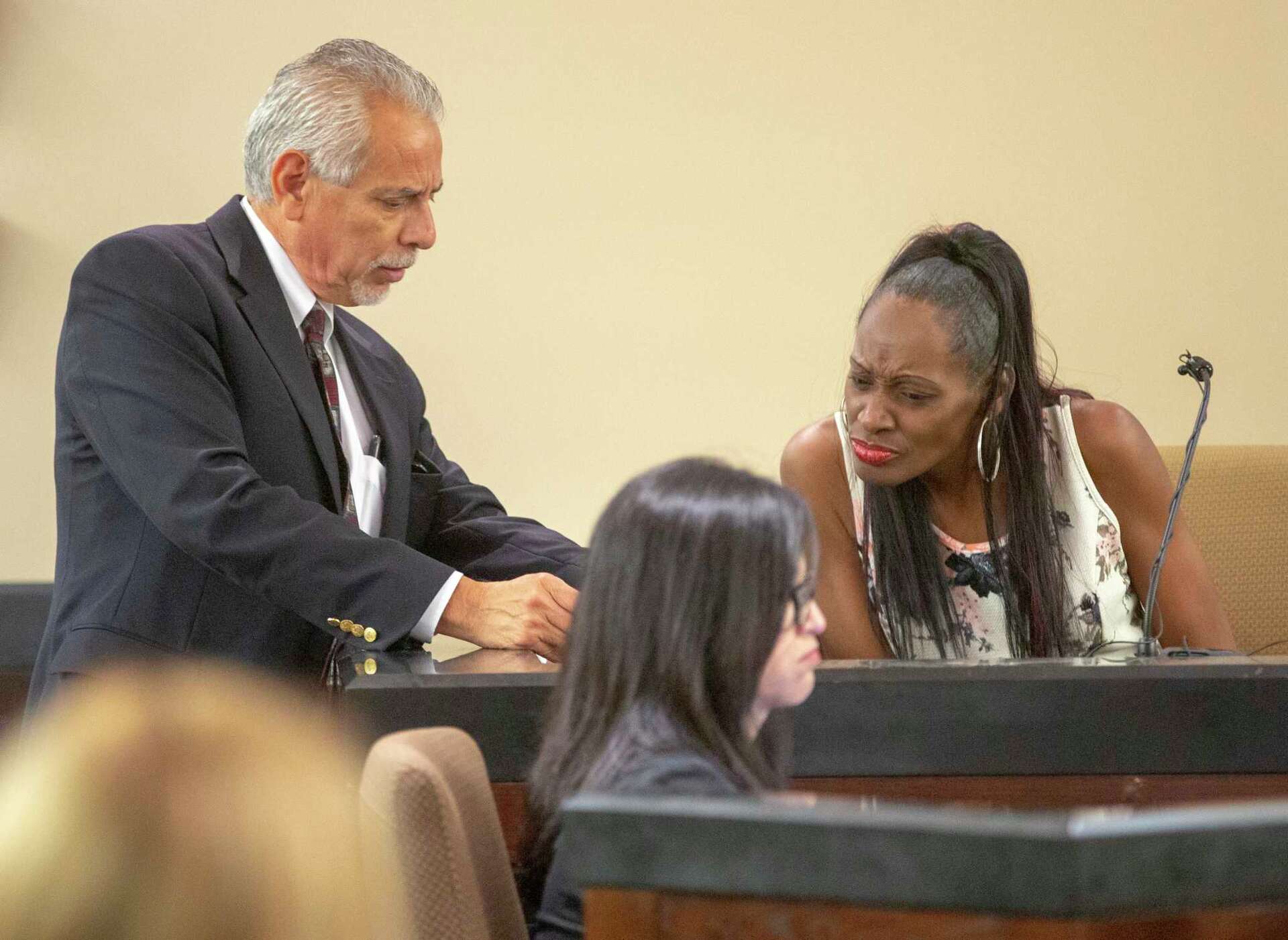 Judge denies accused San Antonio cop killer's request to get out
