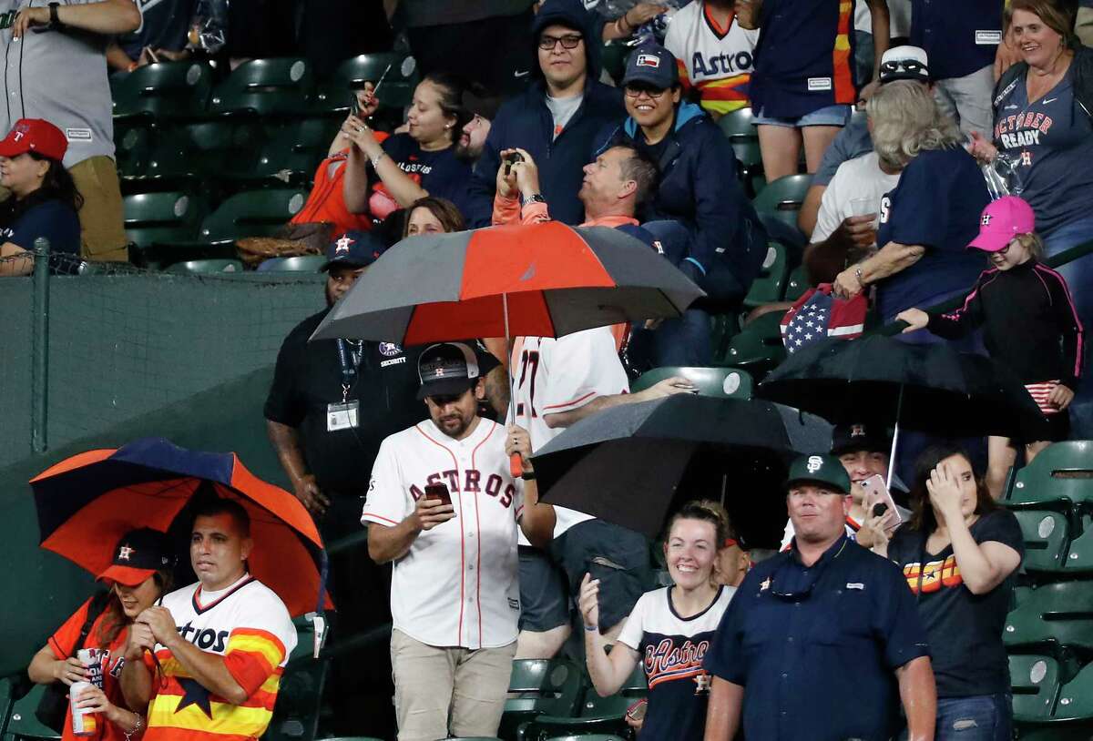 LOOK: Rain falls inside Astros' enclosed Minute Maid Park