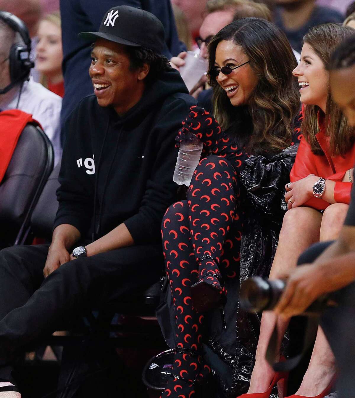 PHOTOS: Friday, an assistant for Beyoncé and Jay Z picked up a an order to go from B&B Butchers & Restaurant for the power couple to enjoy on their private jet out of town.  Beyoncé and Jay Z were front row at the Rockets-Warriors game at Toyota Center Friday.>>> Beyoncé, Jay Z and Wilmer Valderrama all turned to the same Houston restaurant, B&B Butchers & Restaurant, for their steakhouse fix ...