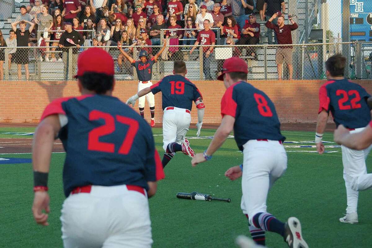 Baseball playoffs: Atascocita takes emotional 6-5 win over Pearland